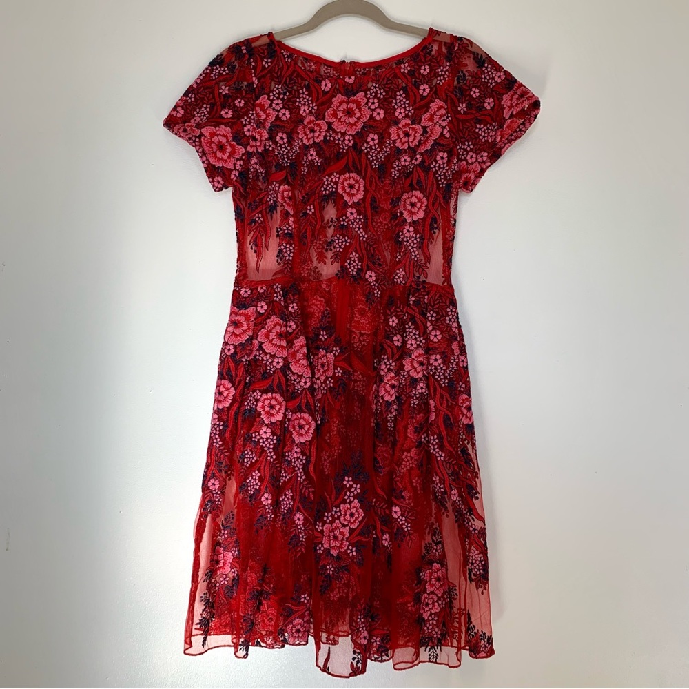 Red Lace Floral Embroidered Short Sleeve Dress Shell
